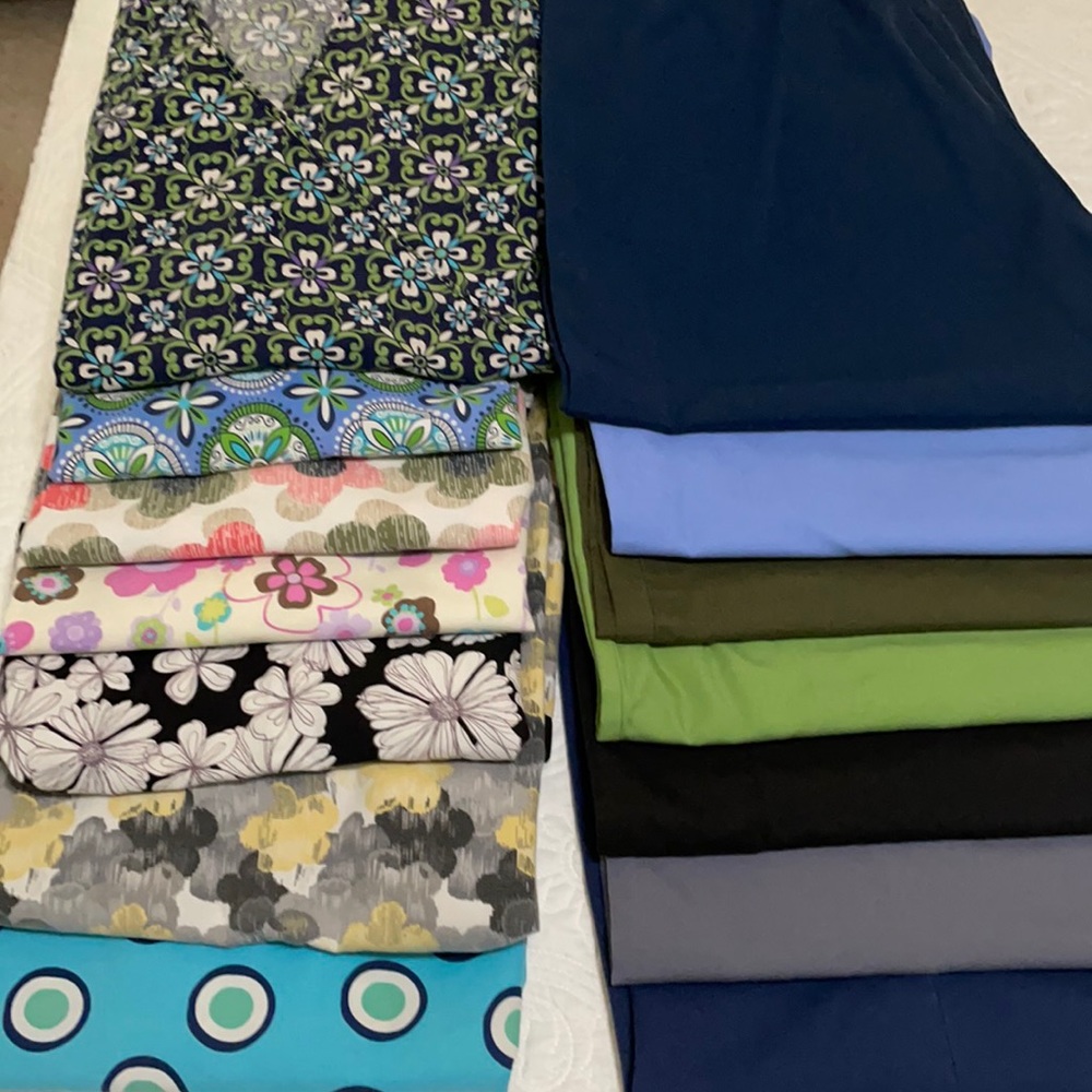 Healthcare Scrubs bundle!  7 sets great condition